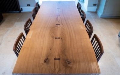 Oak dining table | hand made.